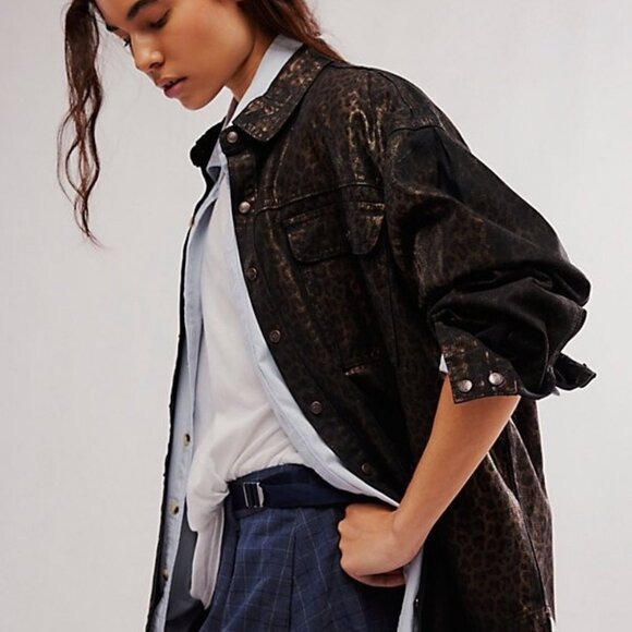 053 Free People x  OneTeaspoon Night Animal Longline Denim Shirt NWT Size Medium - Picture 2 of 11